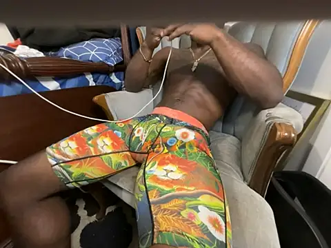 Snapshot of Deeblack02 chatting on November 6, 2025, 10:54 pm Deeblack02 online show from November 6, 2025, 10:54 pm