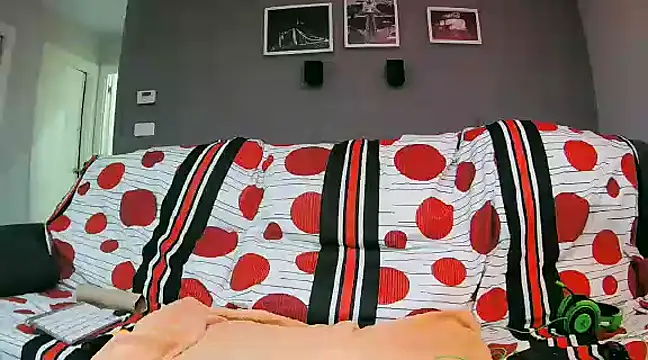 txan9876 online show from February 2, 2025, 10:06 pm