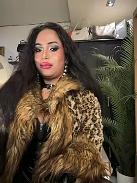 BigDominaMia online show from March 2, 2026, 4:58 am