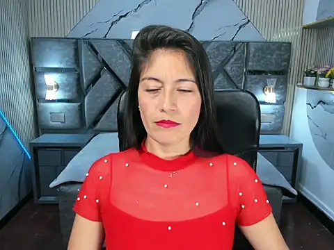 Snapshot of AnnyMilet_ chatting on August 3, 2026, 1:38 pm AnnyMilet online show from August 3, 2026, 1:38 pm