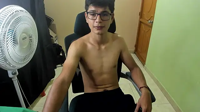 Snapshot of GoldenProject chatting on September 26, 2025, 3:43 am GoldenProject online show from September 26, 2025, 3:43 am