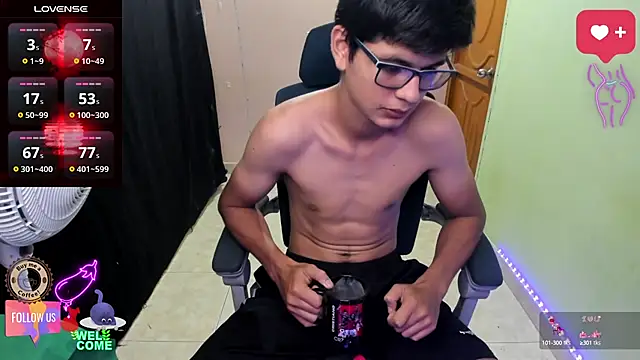 Snapshot of GoldenProject chatting on October 18, 2025, 2:25 am GoldenProject online show from October 18, 2025, 2:25 am