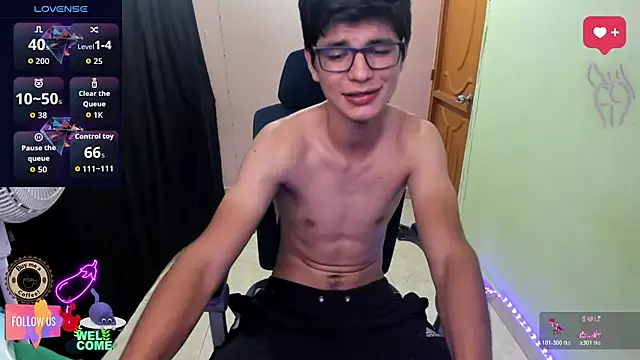 Snapshot of GoldenProject chatting on October 31, 2025, 2:23 am GoldenProject online show from October 31, 2025, 2:23 am