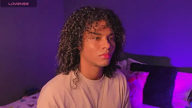 Lucas eevans online show from February 21, 2025, 6:15 pm