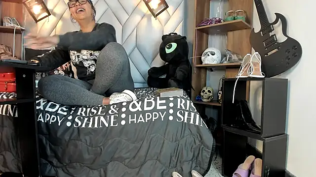 Snapshot of MirandaHaguen chatting on January 26, 2025, 1:15 pm MirandaHaguen online show from January 26, 2025, 1:15 pm