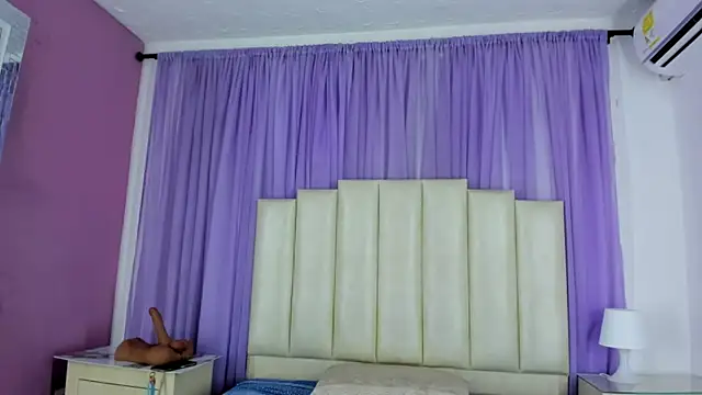 mollieblue69 online show from December 3, 2024, 12:16 pm