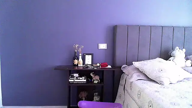 Sweet-Angie online show from January 5, 2026, 6:11 pm