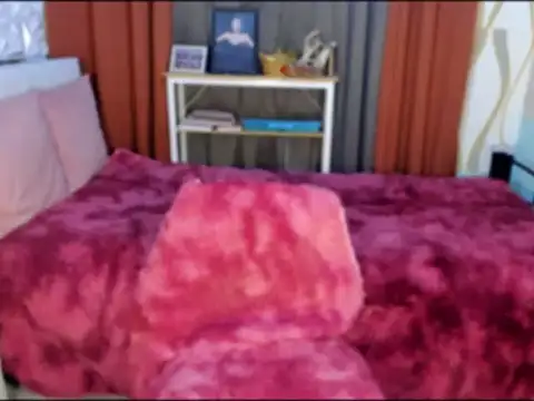 Snapshot of Laura_yourhottestbabe123 chatting on January 22, 2025, 11:45 am Laura yourhottestbabe123 online show from January 22, 2025, 11:45 am