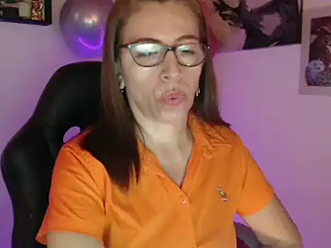 Chayla Ruiz online show from March 8, 2025, 1:47 pm