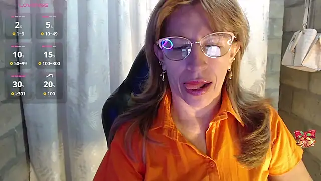 Chayla Ruiz online show from March 10, 2026, 1:38 pm