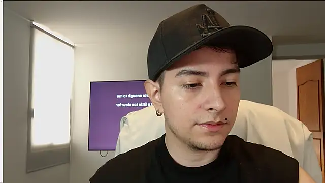 Jhoan saenz online show from October 10, 2025, 4:50 pm