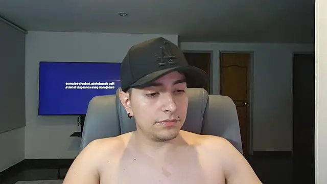 Jhoan saenz online show from November 14, 2025, 3:16 am