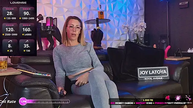 Snapshot of Joy_Latoya chatting on May 11, 2026, 9:04 am Joy Latoya online show from May 11, 2026, 9:04 am