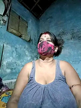 parioo7 online show from March 15, 2025, 5:26 pm