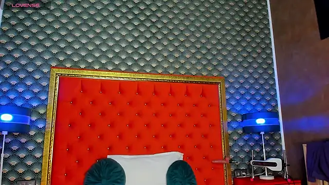 VallerieJones online show from February 16, 2025, 8:00 pm