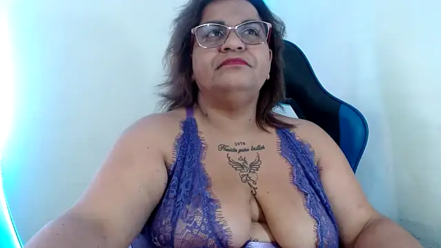 NAILAH SANZ online show from September 30, 2025, 8:58 pm