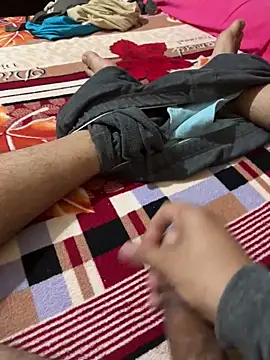 Snapshot of Dedoow chatting on February 24, 2026, 11:03 pm Dedoow online show from February 24, 2026, 11:03 pm