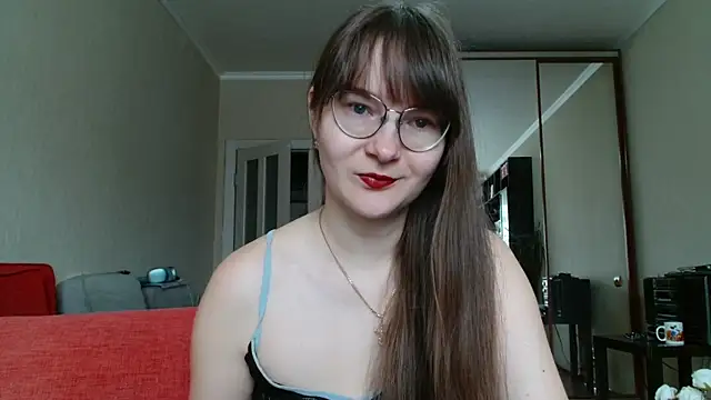 Snapshot of KiraGoldens chatting on April 22, 2026, 6:38 am KiraGoldens online show from April 22, 2026, 6:38 am
