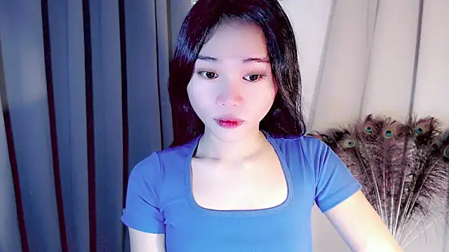 Snapshot of amomentoflust69 chatting on February 9, 2026, 5:55 am amomentoflust69 online show from February 9, 2026, 5:55 am