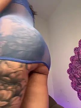 abby1nicolette online show from March 22, 2026, 2:31 pm