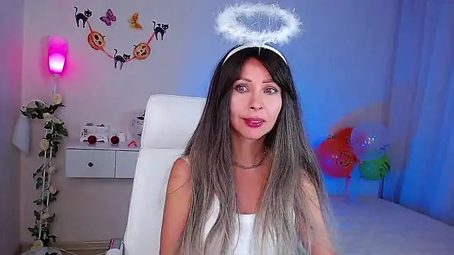 wendifoste online show from October 30, 2025, 8:09 pm