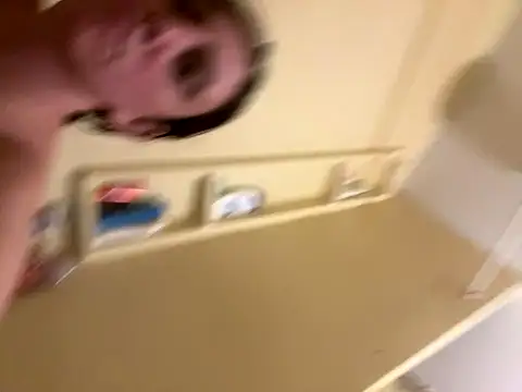 XXlolaXX online show from November 4, 2025, 11:37 pm