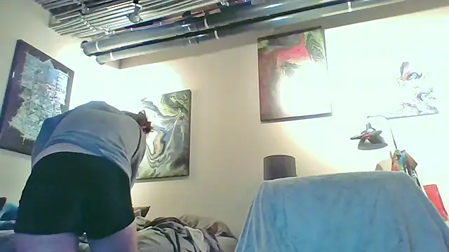 eatmeplease44 online show from November 6, 2025, 6:09 pm