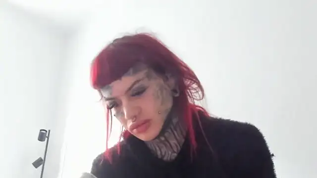 tamarapervert online show from January 17, 2026, 1:27 pm