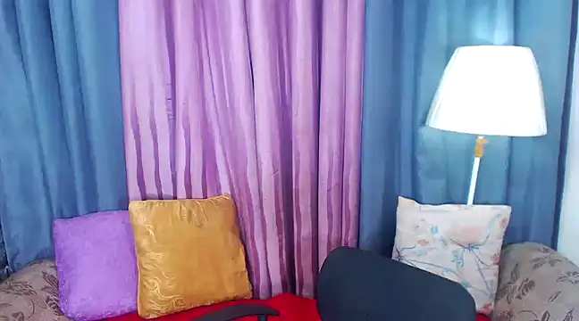 ELLIZABETHFORCUMXX online show from January 27, 2025, 12:33 am