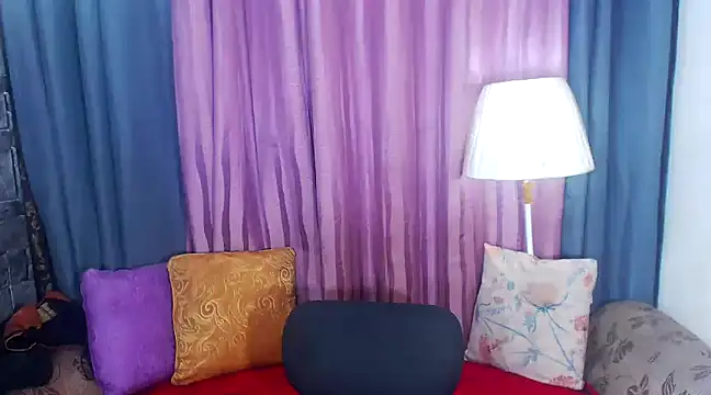ELLIZABETHFORCUMXX online show from January 28, 2025, 2:00 am