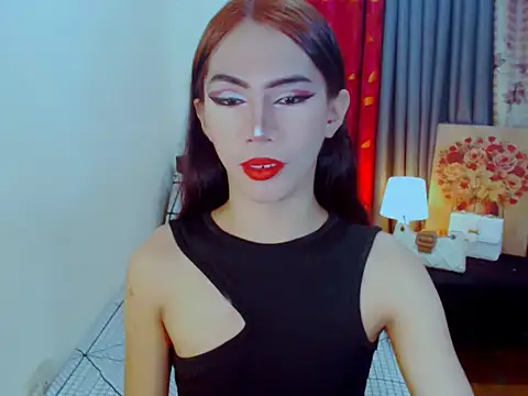 Snapshot of ELLIZABETHFORCUMXX chatting on October 24, 2025, 9:49 am ELLIZABETHFORCUMXX online show from October 24, 2025, 9:49 am