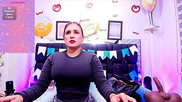 Snapshot of _carolina_fox chatting on October 1, 2025, 3:01 am carolina fox online show from October 1, 2025, 3:01 am