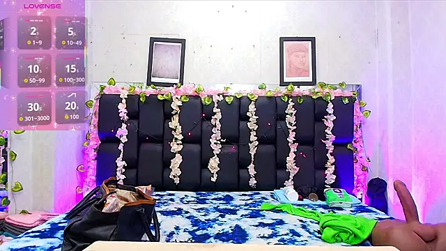 Snapshot of _carolina_fox chatting on October 2, 2025, 3:02 am carolina fox online show from October 2, 2025, 3:02 am