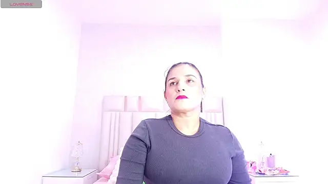 Snapshot of _carolina_fox chatting on November 5, 2025, 3:06 am carolina fox online show from November 5, 2025, 3:06 am