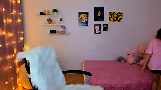 aPieceOfJoy online show from January 29, 2025, 8:04 pm