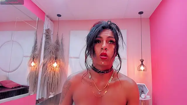 SilvanaCapelli online show from February 17, 2025, 12:54 am