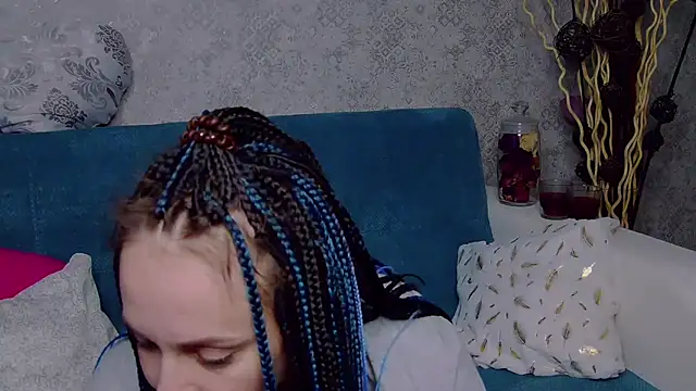 Brilliant Doll online show from February 11, 2026, 2:05 am