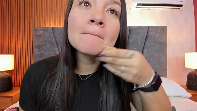 Snapshot of Falak_sweett_ chatting on March 24, 2026, 12:21 pm Falak sweett online show from March 24, 2026, 12:21 pm