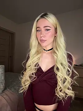 xDinnax online show from February 21, 2025, 4:37 pm