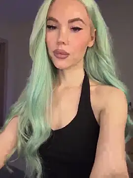 xDinnax online show from September 21, 2025, 3:02 pm