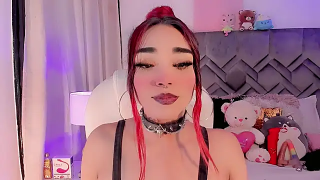 LeyXandrabraz online show from December 10, 2024, 9:43 pm