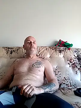 Snapshot of Ryeguy6969 chatting on December 9, 2024, 3:44 pm Ryeguy6969 online show from December 9, 2024, 3:44 pm