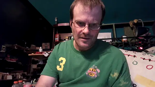 charactrzero online show from December 19, 2025, 1:45 am