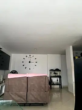 kendall 52 online show from October 1, 2025, 5:19 pm