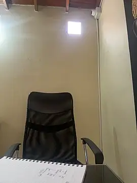 kendall 52 online show from April 7, 2026, 4:40 pm