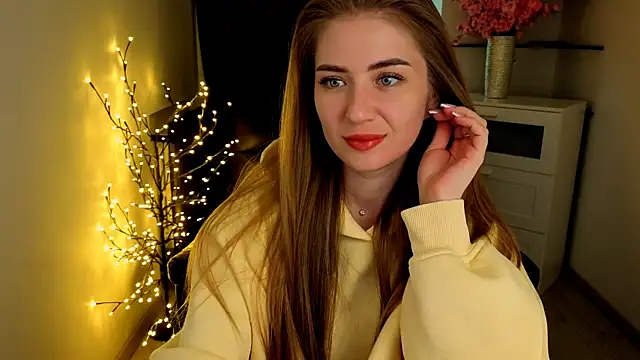 Adelyna Bird online show from April 6, 2026, 6:58 am