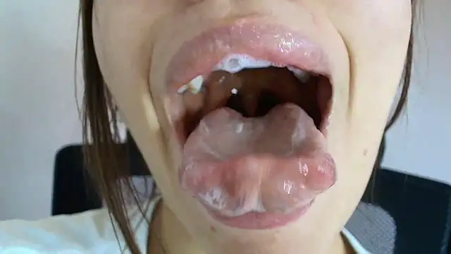 lisbet21x online show from September 14, 2025, 9:03 pm