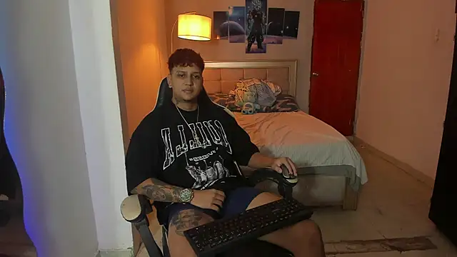 Jake simons online show from December 11, 2024, 10:47 am