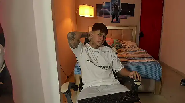 Jake simons online show from December 31, 2024, 2:19 am