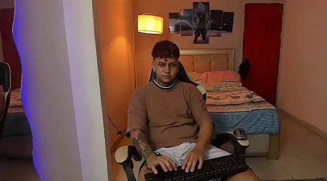 Jake simons online show from January 14, 2025, 1:15 am